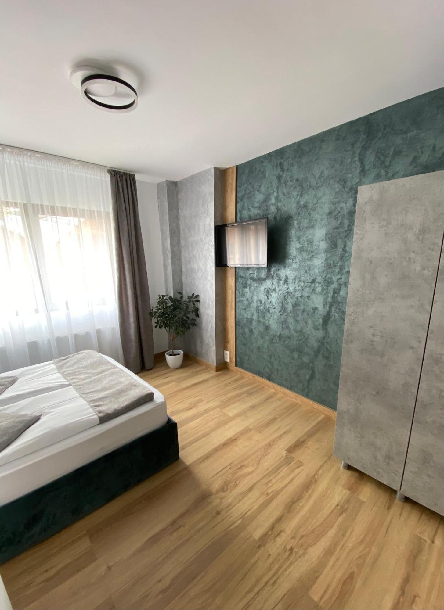 Apartament Pensiunea Liziera Buşteni 外观 照片