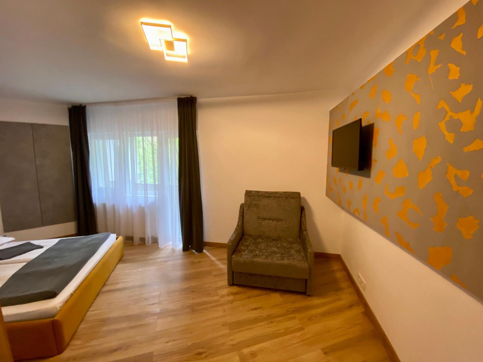 Apartament Pensiunea Liziera Buşteni 外观 照片